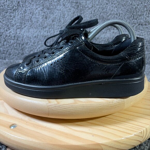 Ecco Soft 7 Patent Leather Sneaker Womens Size 8.5 Black Low Top Casual Shoes - Picture 1 of 9